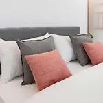 Lux Nest III City Apartment Urban Stay