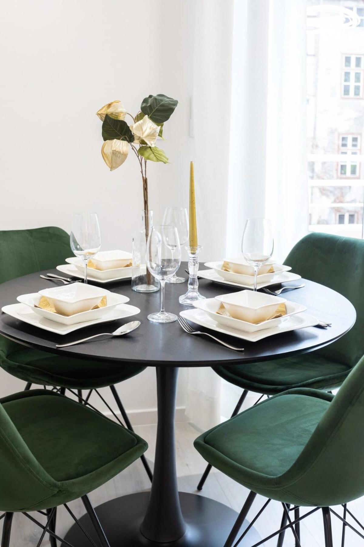 Lux Nest Iii Urban Apartment